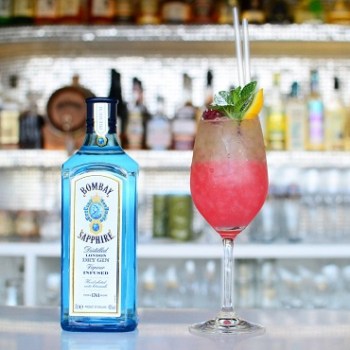 Image for the post Project Botanicals garden pop-up bar from Bombay Sapphire