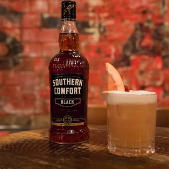 Image for the post Southern Comfort launches Black spirit and RTD