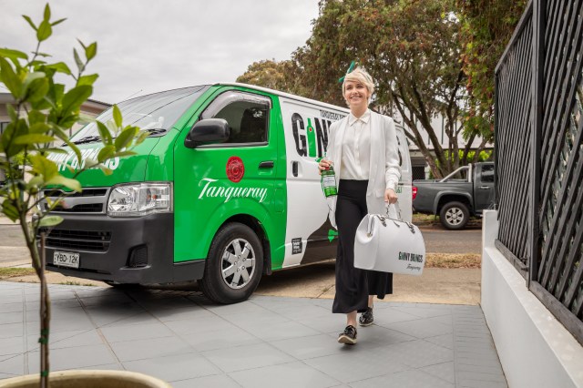 Image for the post Ginny Brings: new service delivering bartenders to doorsteps
