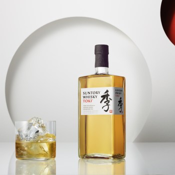 Image for the post Suntory Kakubin Whisky arrives