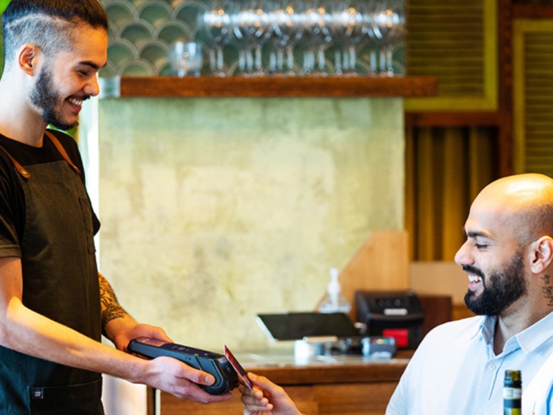 Image for the post Elevating your hospitality game with Tyro Pro: The EFTPOS machine designed to power your business forward